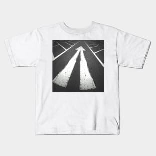 OFF CENTER Kids T-Shirt